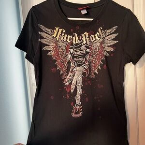 Hard Rock Cafe Black and Red Graphic Tee